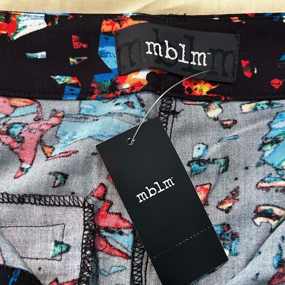 NEW PHOTOS! PANTS, BLACK MULTICOLOUR, SIZE 5, VISCOSE SOFT FABRIC, FRONT FLY, - Picture 8 of 16